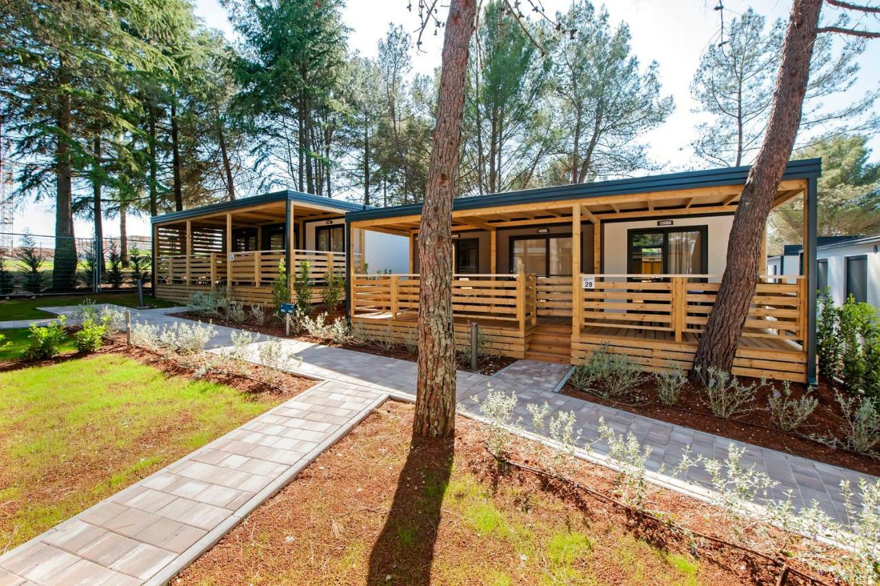 Campsite Lanterna Mobile Homes Mediteran Kamp Porec Exterior photo